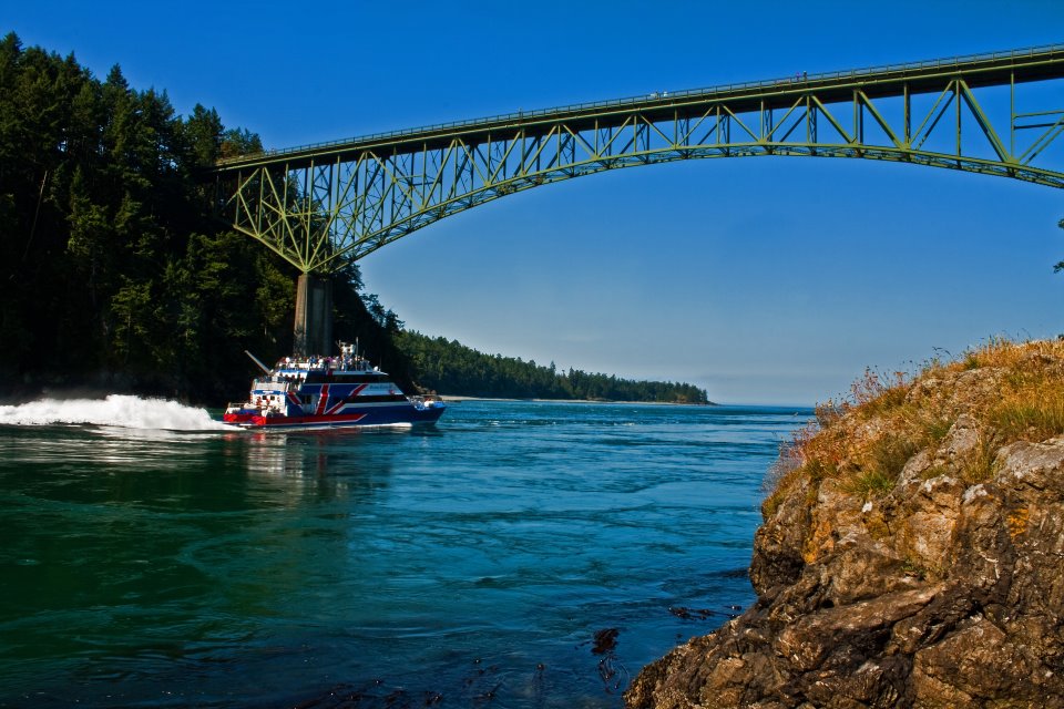 Victoria Clipper III WW DecPass